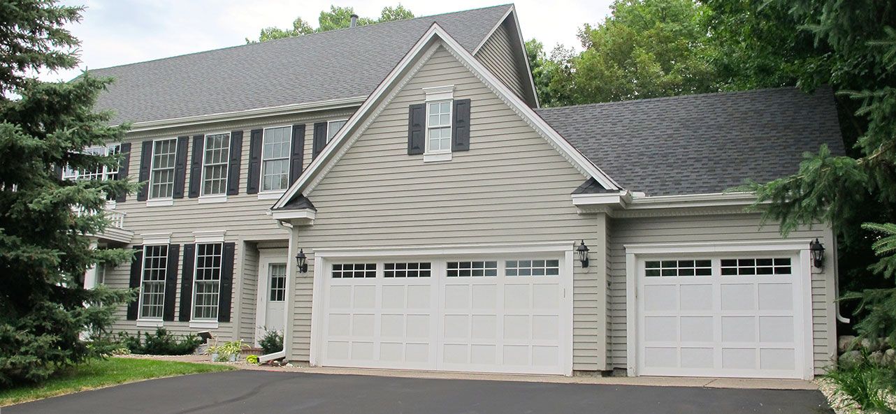 Garage Door Repair &amp; Installation in Lincolnshire, IL - AAA Garage ...