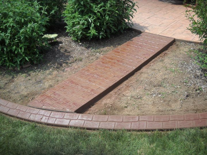 Proudly Serving South Central Pa Since 2009, we offerdecorative edging