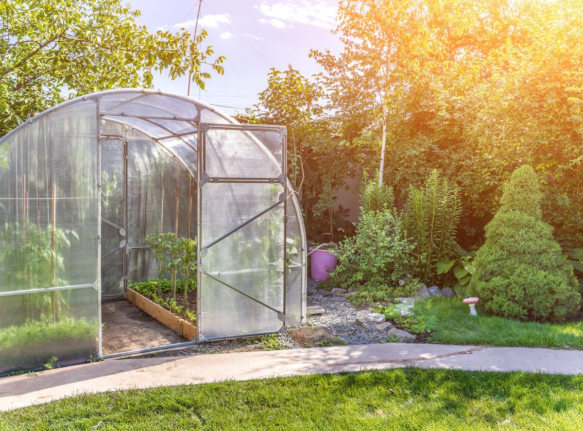 Cost to Build a Greenhouse | Greenhouse Installation Cost