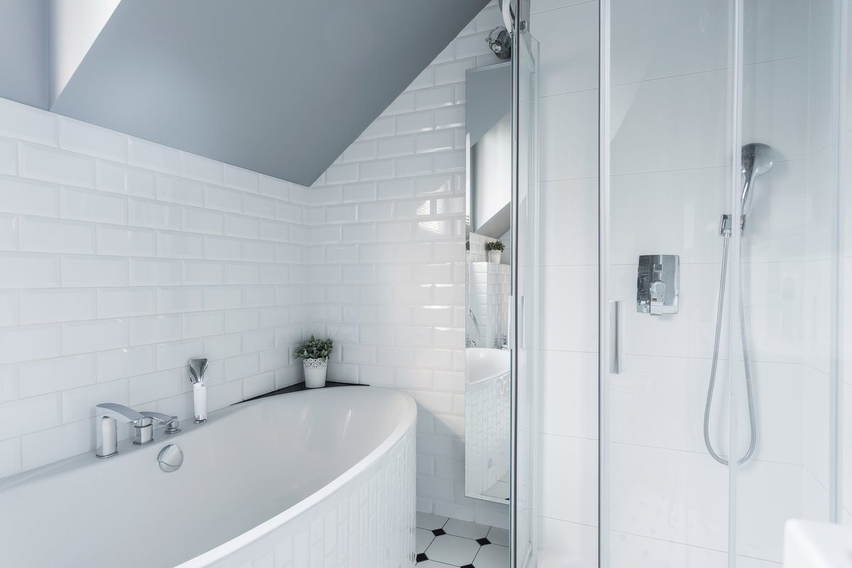 Cost To Install A Ceramic Tile Shower, How Many Square Feet To Tile Around A Bathtub
