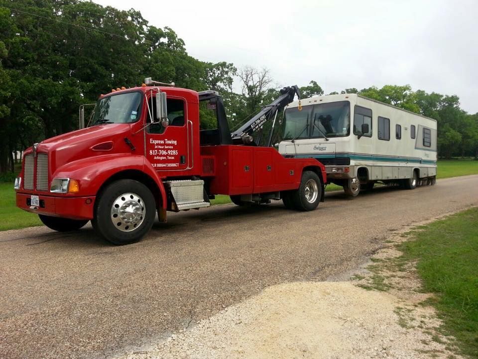 Express Towing Arlington is located in Arlington, Texas. We provides 24