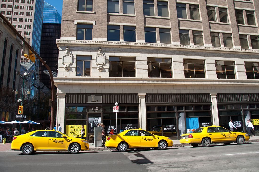 Taxi Transportation in Edinburgh, IN Indianapolis Taxi