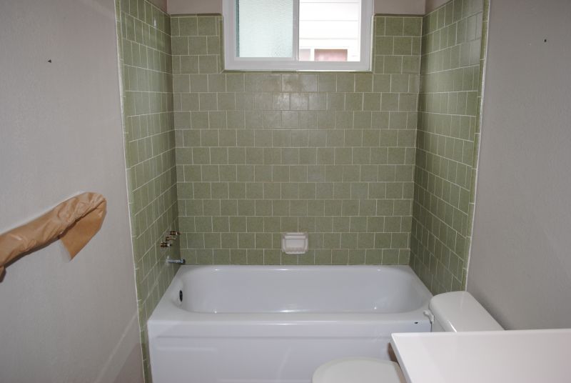 Bathtub Reglazing And Refinishing Tile Countertop Refinishing