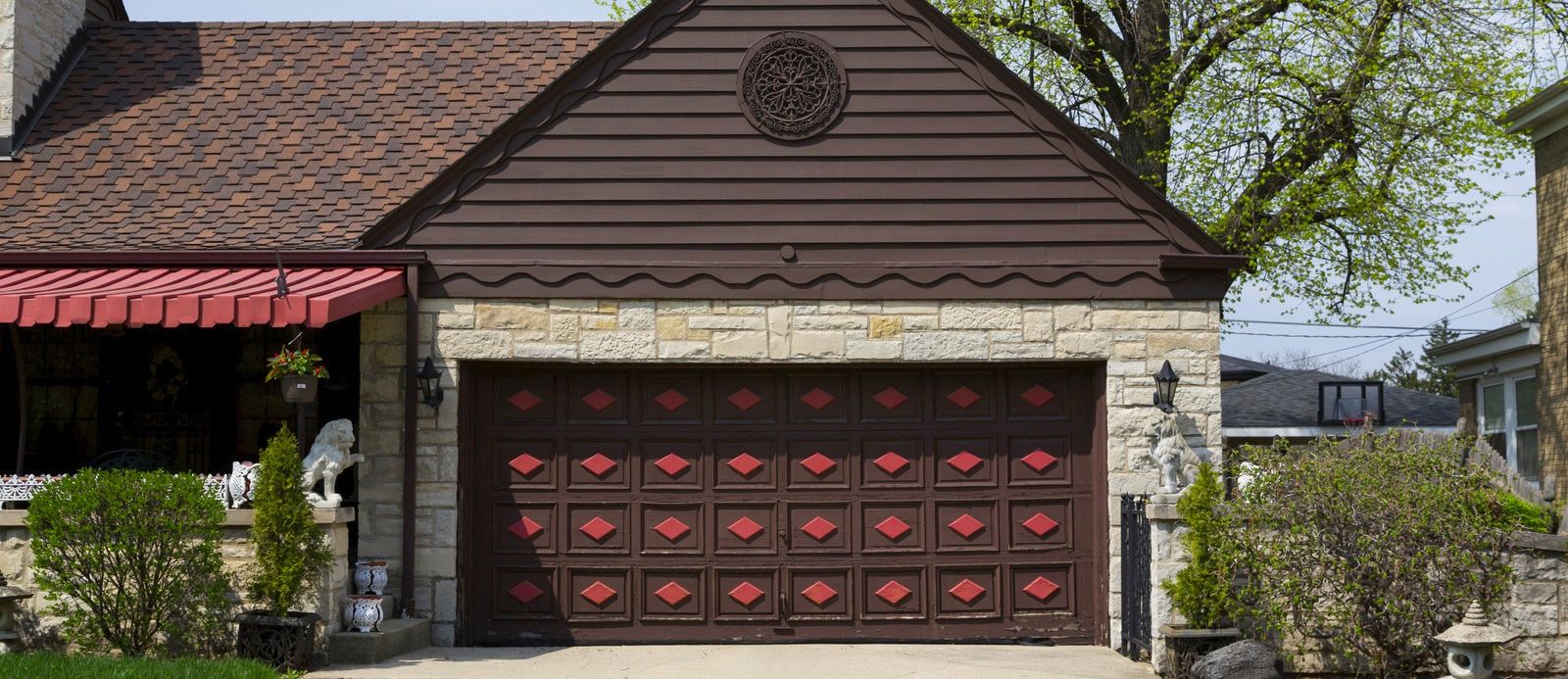 Garage Door Repair Installation In Huntley Il Aaa Aaa Garage Repairs Huntley Il Has Been Rated With 22 Experience Points Based On Fixr S Rating System