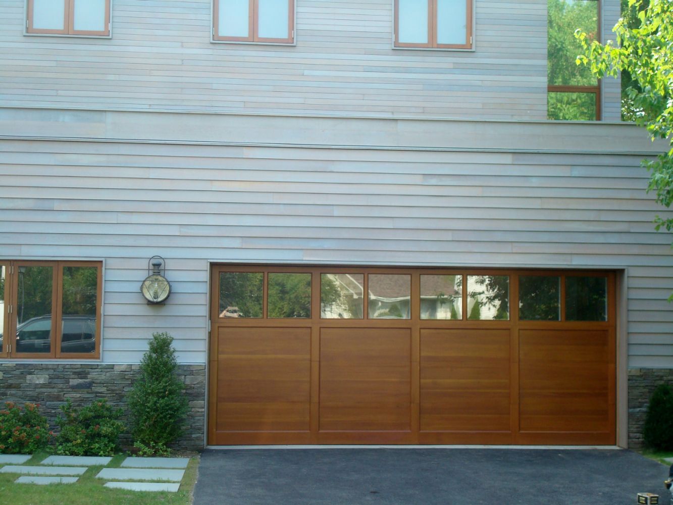 Garage Door Repair Installation In Huntley Il Aaa Aaa Garage Repairs Huntley Il Has Been Rated With 22 Experience Points Based On Fixr S Rating System