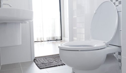 comparison guide 1 Comfort Height Toilet