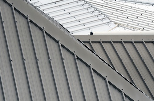 Red Metal Standing Seam Roof Urban Cottage House Exterior Red Roof