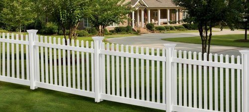 Wood Vs Vinyl Fence Pros Cons Comparisons And Costs